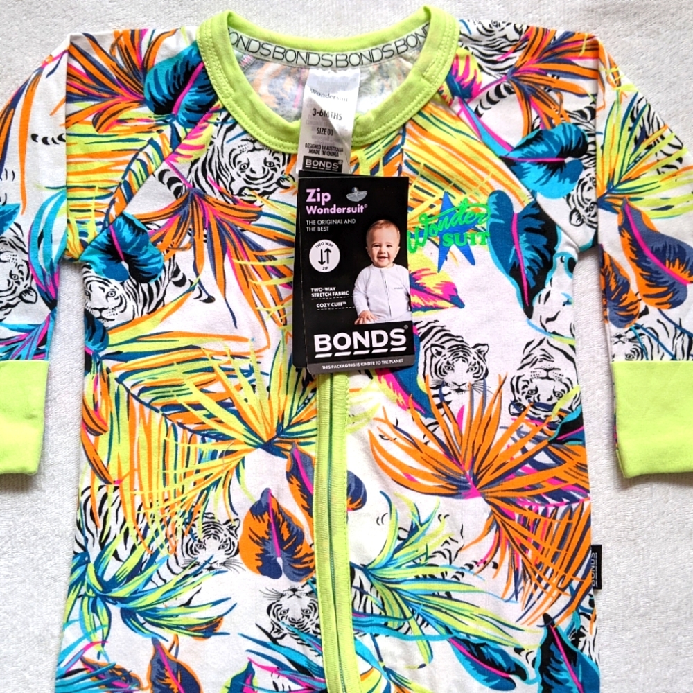 Bonds Zip Wondersuit NWT 3-6 months